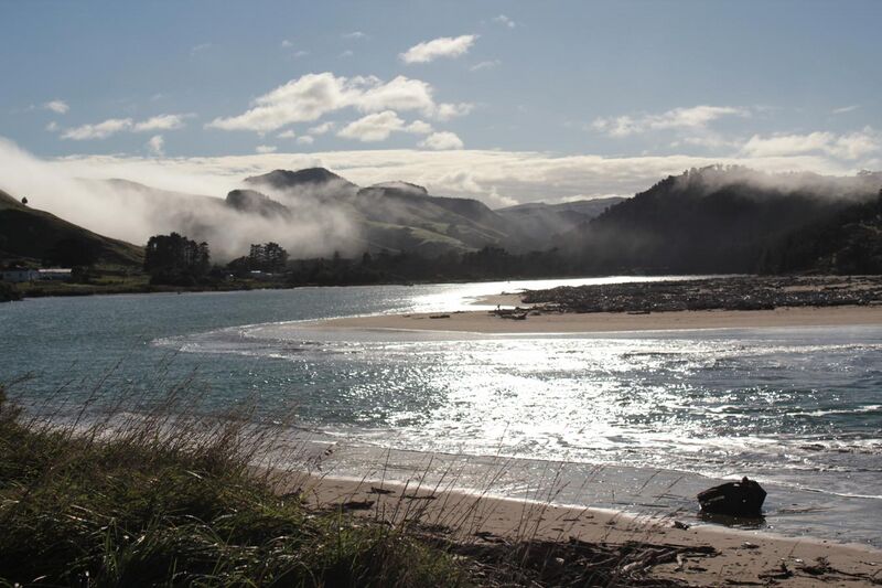 File:Morning mist at the river mouth (14377179992).jpg