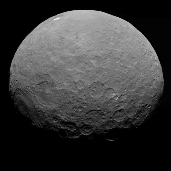 File:PIA19558-Ceres-DwarfPlanet-Dawn-RC3-image24-20150507.jpg