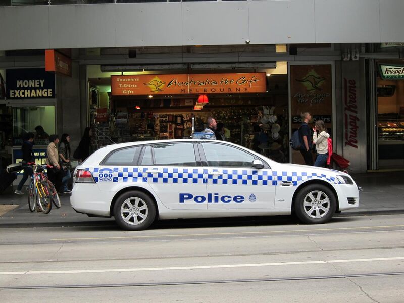 File:Police car in the Melbourne city centre.jpg