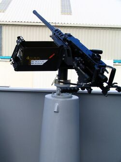 HMNZS Hawea (P3571) 2007 machine gun.jpg