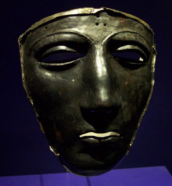 File:Maske Museum Kalkriese 1.jpg