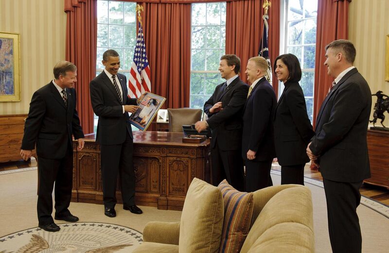 File:President Obama Meets With STS-133 Crew.jpg