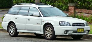 2001 Subaru Outback (BHE MY02) H6 station wagon (2011-03-10) 01.jpg