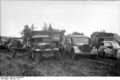 Bundesarchiv Bild 101I-216-0403-06, Russland-Mitte-Nord, Fahrzeugkolonne im Schlamm.jpg