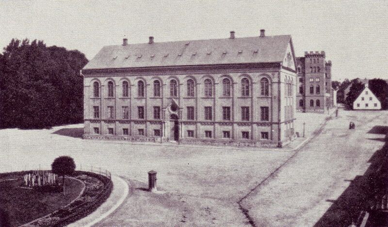 File:Historiska museet i Lund, 1800-tal.jpg