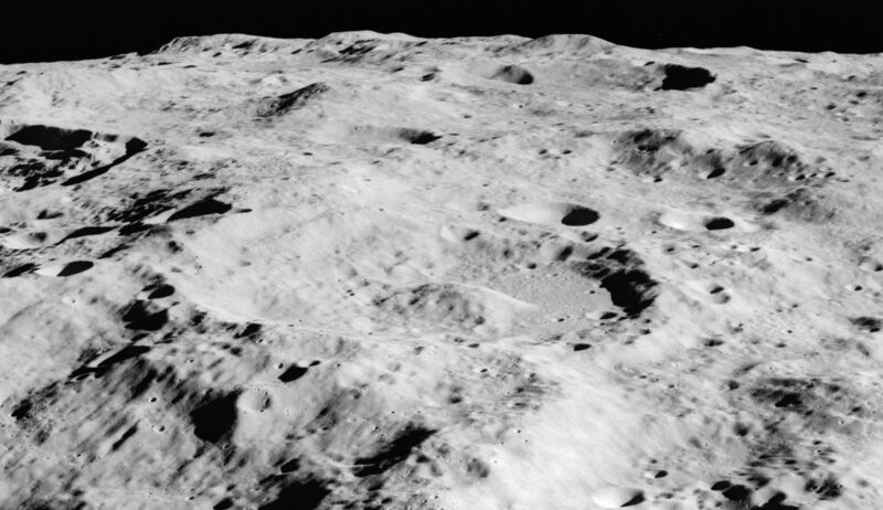 File:Sierpinski crater AS17-M-1561.jpg