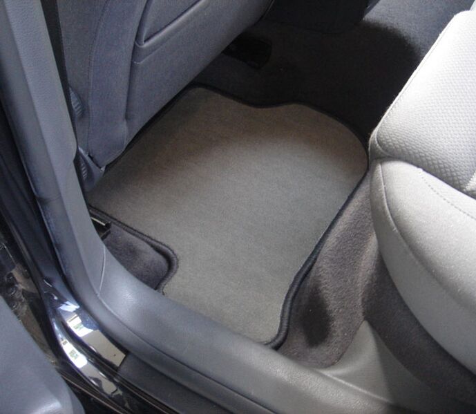 File:Car mats fitted.jpg