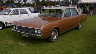 Chrysler VIP VG Series (16416690164).jpg