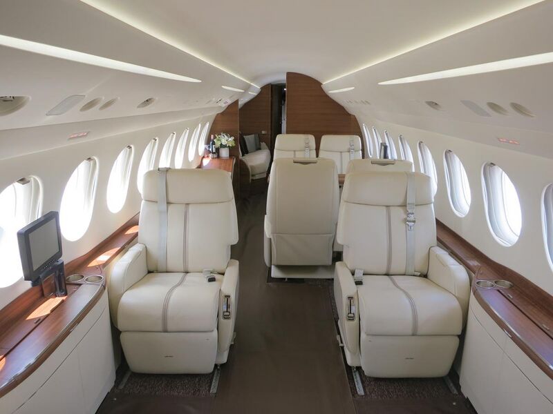 File:Dassault Falcon 7X forward cabin interior.JPG