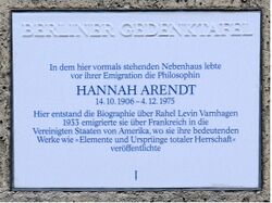 Plaque on the wall at Hannah's apartment building on Opitzstraße, commemorating her