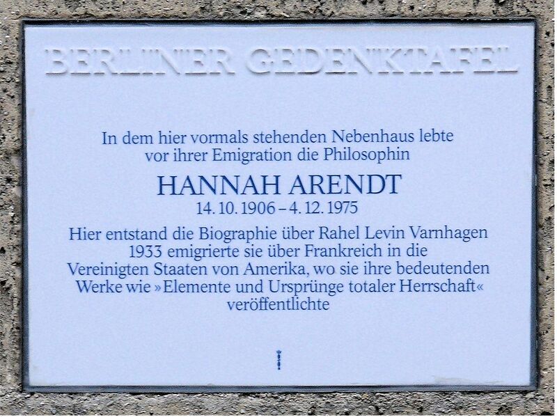 File:Gedenktafel Opitzstr 6 (Stegl) Hannah Arendt.JPG