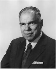 Elderly Seaborg in a suit