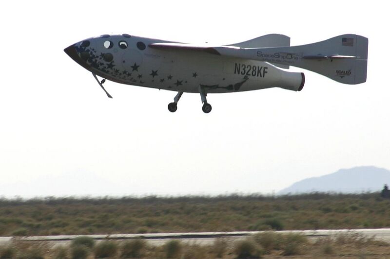 File:Kluft-photo-SS1-landing-June-2004-Img 1406c.jpg