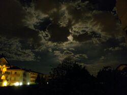 Night in Rovigo, moon hidden by clouds SP-600UZ night mode.JPG