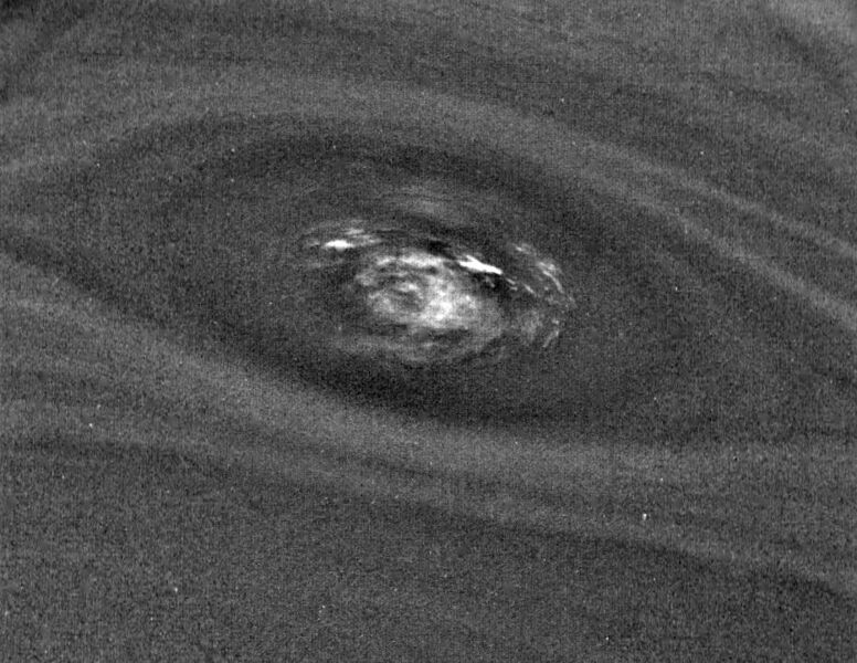 File:PIA00064 Neptune's Dark Spot (D2), 1989.jpg