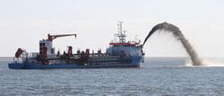 Eke Möbius ship dredging near Cuxhaven.jpg
