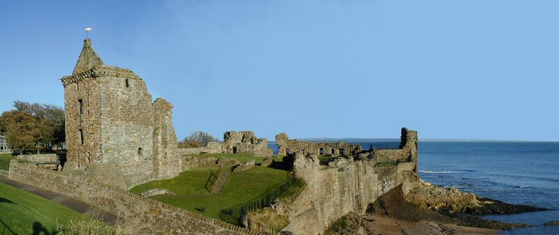 File:St Andrews Castle Panorama.jpg