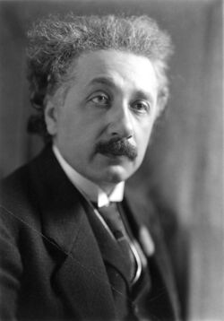 Albert Einstein 1921 (re-cropped).jpg