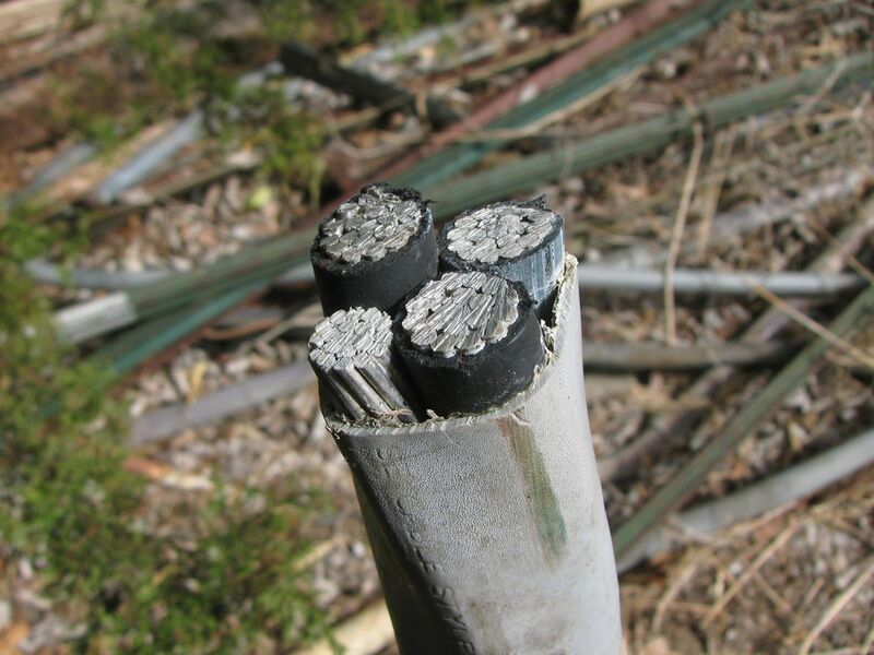 File:Electrical wire.jpg
