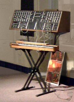 Moog Synthesizer 1C.jpg