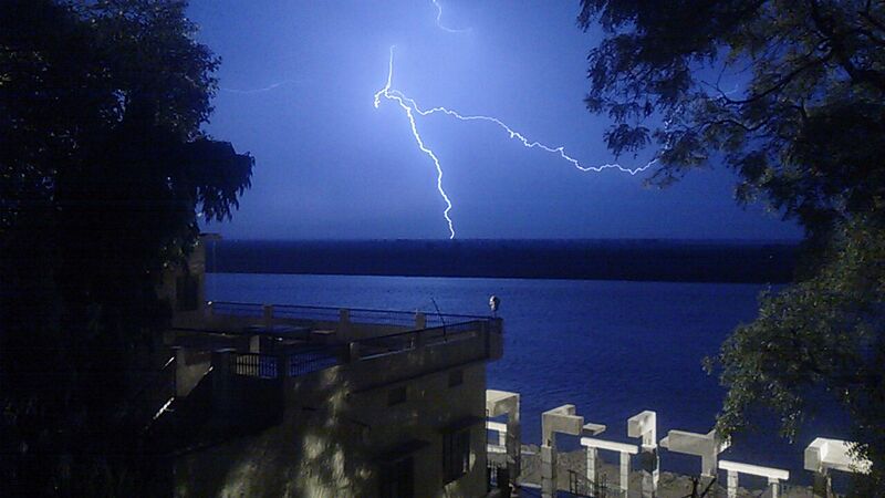 File:Thunderstorm on River Ganga.jpg