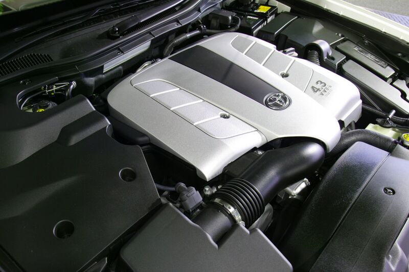 File:Toyota 3UZ-FE engine 001.JPG