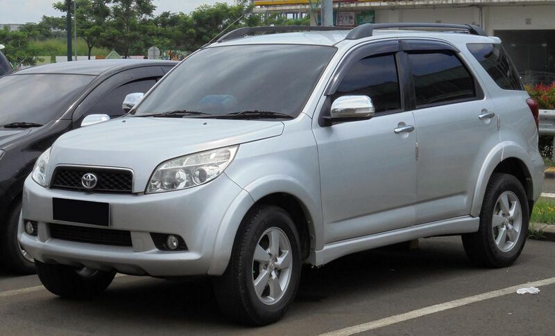 File:2010 Toyota Rush 1.5 S wagon (F700RE; 01-31-2019), South Tangerang.jpg