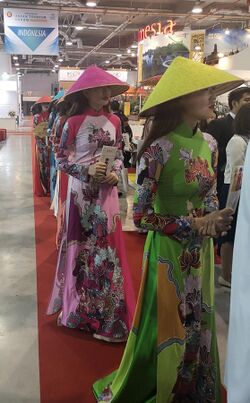 ASEAN Tourism Forum 2019 Vietnam woman cloth parade.jpg
