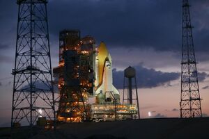 Endeavour at LC-39B for STS-400.jpg
