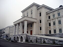 Kim Il Sung University (5063239775).jpg