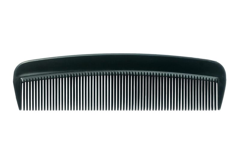 File:Plastic comb, 2015-06-07.jpg
