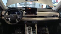2023 Mitsubishi Outlander interior.jpg