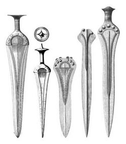 Early Bronze Age swords, Central Europe.jpg