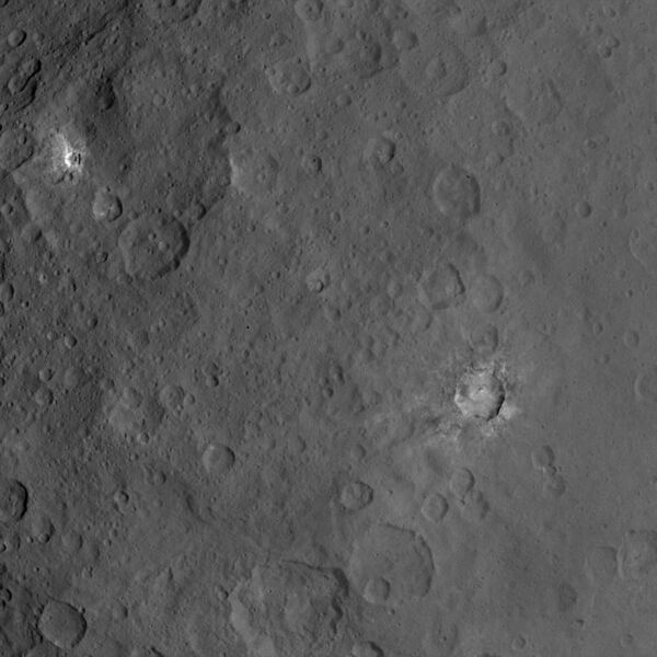 File:PIA19595-Ceres-DwarfPlanet-Dawn-2ndMappingOrbit-image27-20150624.jpg