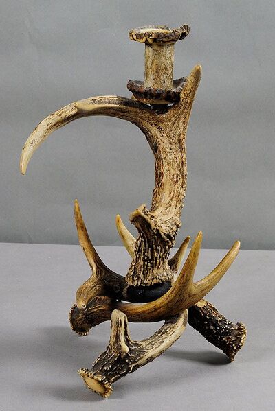 File:Rustic deer antler candle holder.jpg