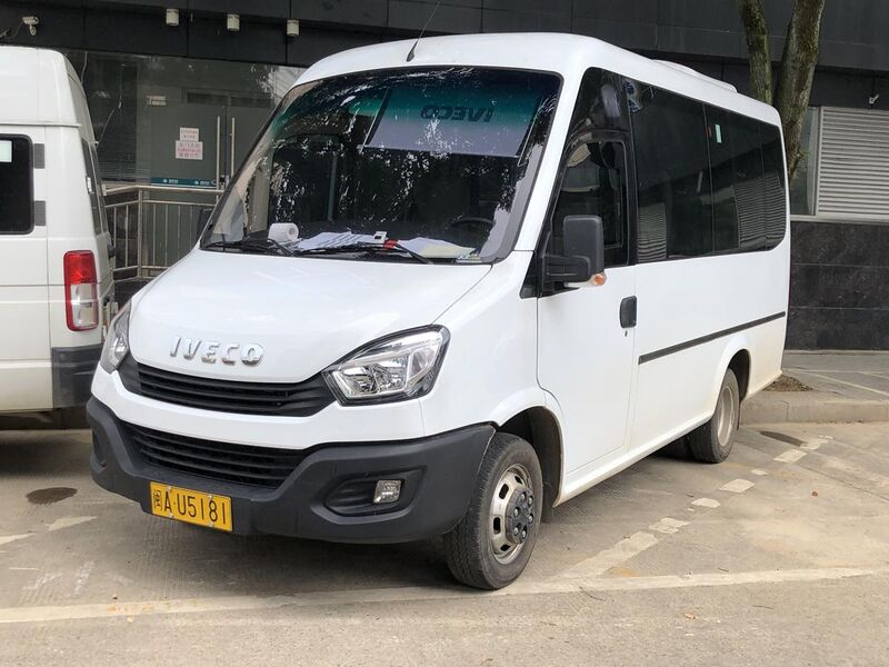 File:Iveco Daily Oufeng Sanming 01 2022-06-30.jpg