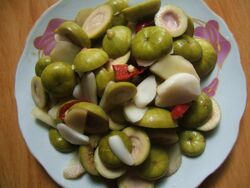 Pickled ficus racemosa fruits.jpg