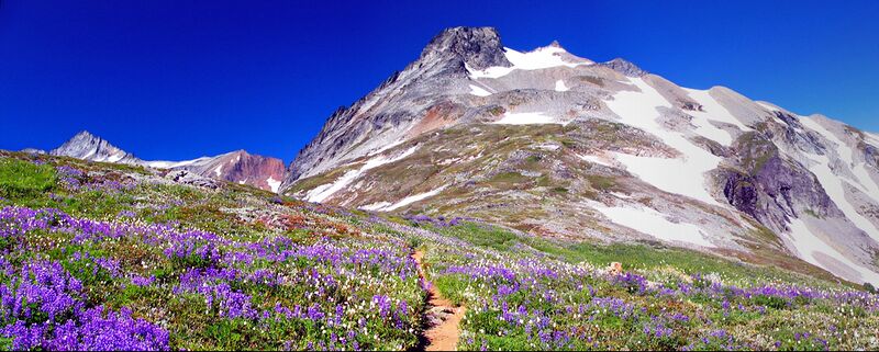 File:Sahale Peak.jpg