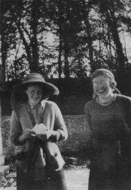 Virginia Stephen with Katherine Cox at Asham in 1912