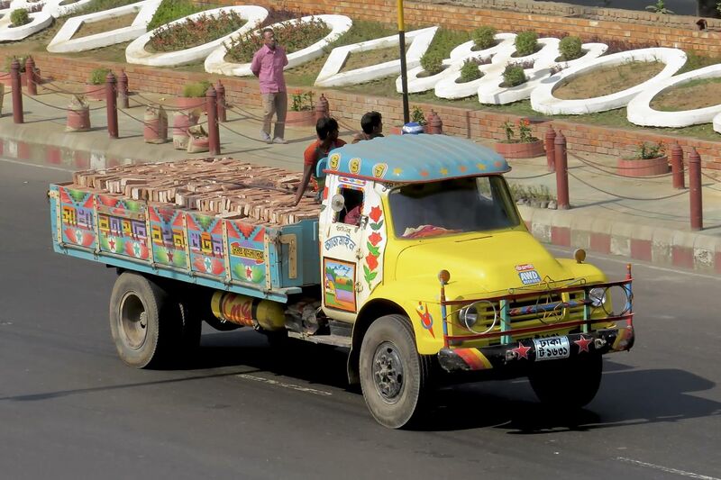 File:Brick hauler -2 Bedford TJ truck, Bangladesh. (32470195752).jpg