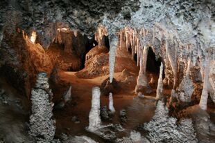 Jenolan Caves Imperial Cave 3.jpg