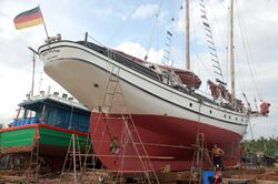 Naga Pelangi on the slip in Satun - Thailand, 2010.JPG