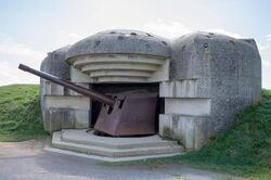 Atlantic Wall, Longues-sur-Mer (3).jpg