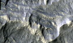 Columbus Crater Layers.JPG