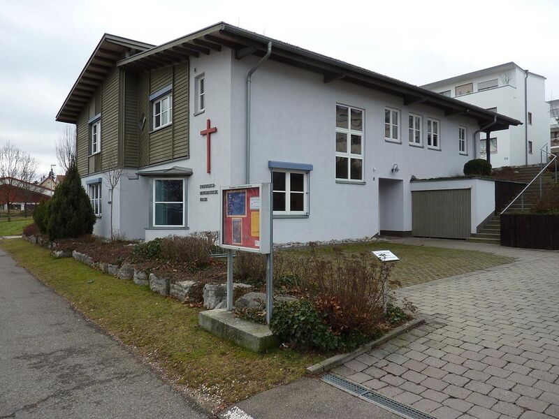 File:Evangelisch-methodistische Kirche Eningen unter Achalm.jpg