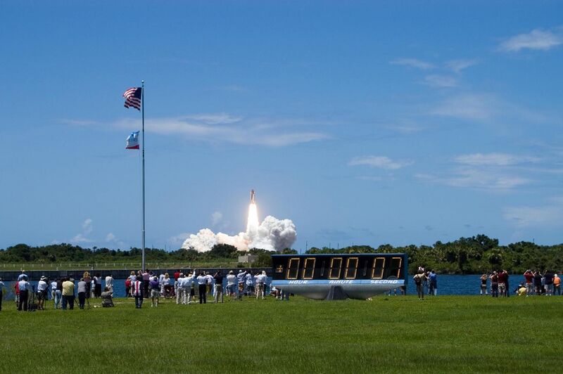 File:STS-121 Launch.jpg