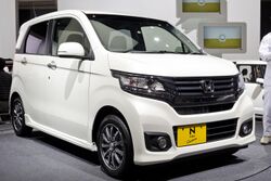 2013 Honda N-WGN Custom 01.jpg