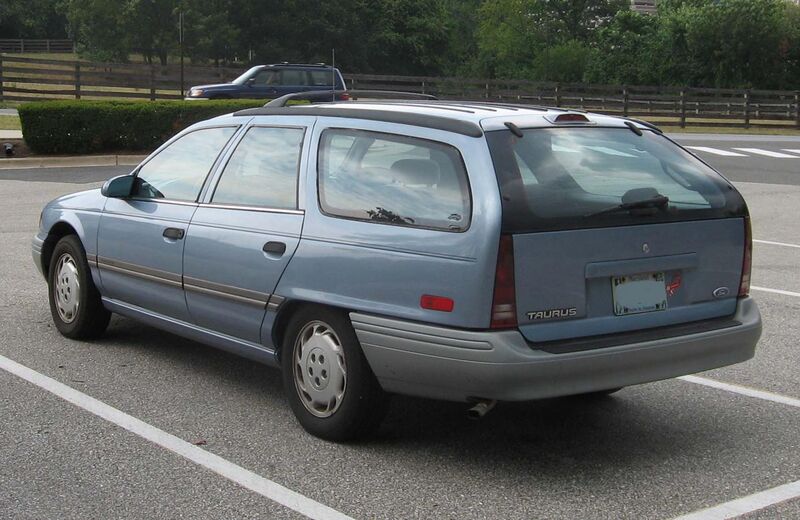 File:2nd-Ford-Taurus-GL-wagon-rear.jpg