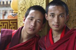 Bhutan, Friends - Flickr - babasteve.jpg