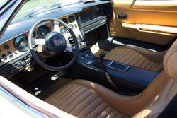 Italian Concours Maserati Bora Interior (14818113917) (2).jpg